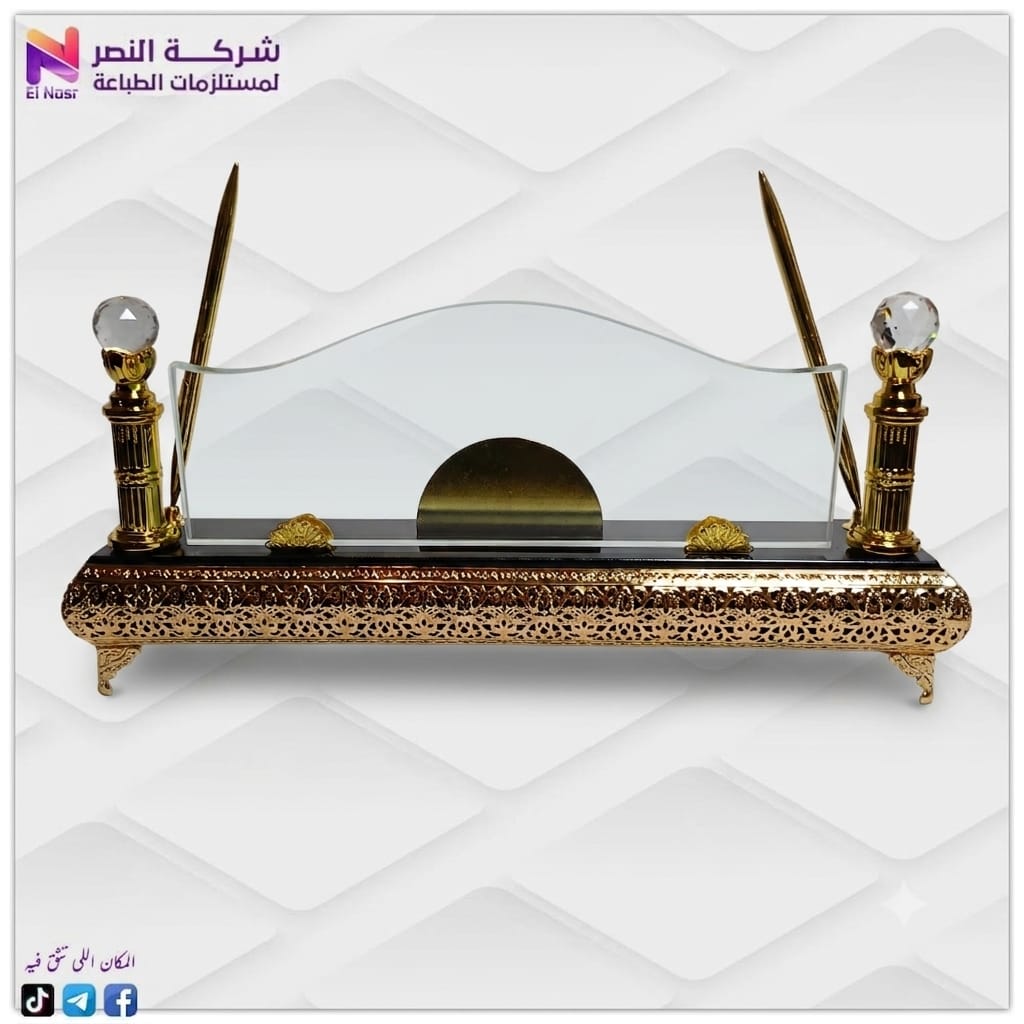 استاند مكتب شواية معدن 